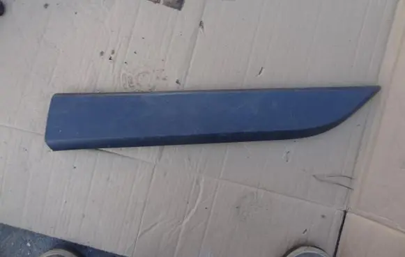 Ford Transit Courier Front door trim (molding) BK21-V20781-BBW BK21-V20781-ACW