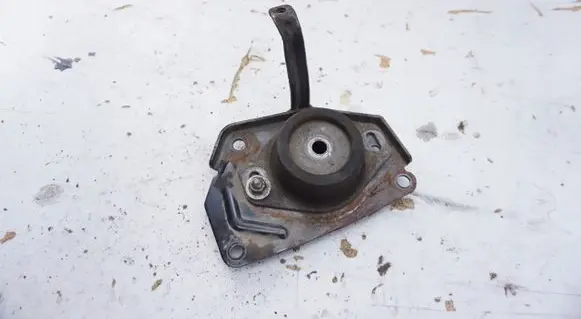 Citroen DS4 Gearbox mount 