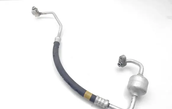 Lexus UX Air conditioning (A/C) pipe/hose