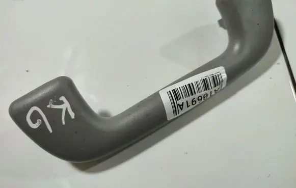 Rear interior roof grab handle