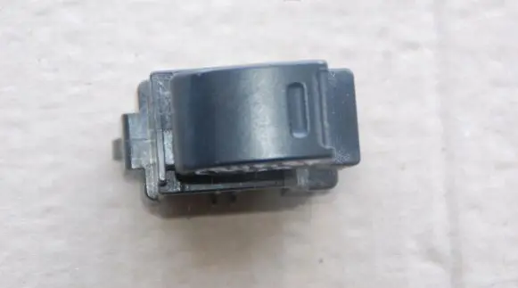 Toyota Land Cruiser (HDJ90) Tailgate/trunk/boot open switch 