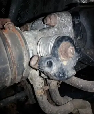 Hyundai Accent Throttle valve