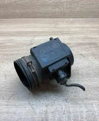 Volkswagen PASSAT B6 Mass air flow meter 074906461 Used