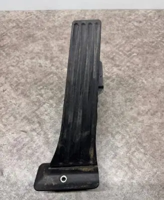 BMW i3 Accelerator throttle pedal 6853176 35426853176 6PV01043532