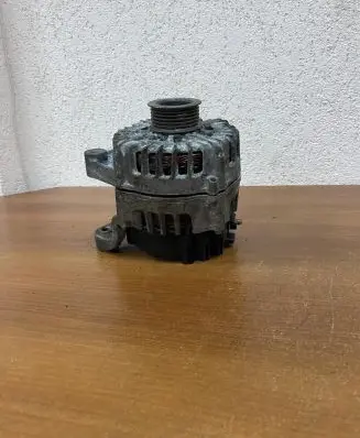 BMW 3 E90 E91 Generator/alternator 2543461C E649