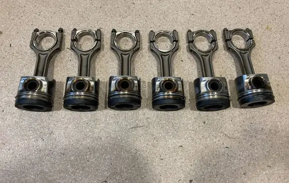 BMW 5 G30 G31 G38 Piston with connecting rod 