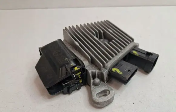 Peugeot 508 Combustion control unit/module 9842654880