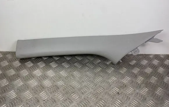 Hyundai Grand Santa Fe NC Other interior part 858102W700