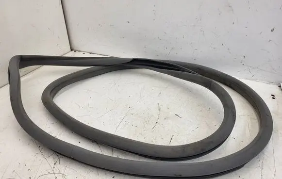 Mercedes-Benz S AMG W221 Front door rubber seal A221697055104