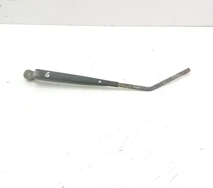 Mitsubishi Pajero Sport I Rear wiper blade arm