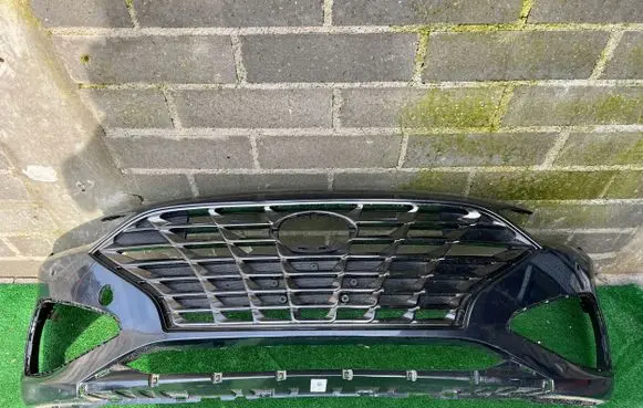 Hyundai i30 Front bumper ZDERZAKPRZEDNIXXX