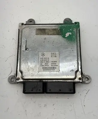 Mercedes-Benz E W212 Engine control unit/module A651150026 A0054469240