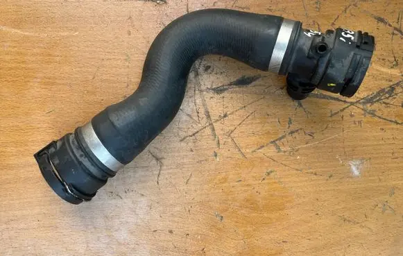 BMW 1 E82 E88 Engine coolant pipe/hose 7525641 17127540127
