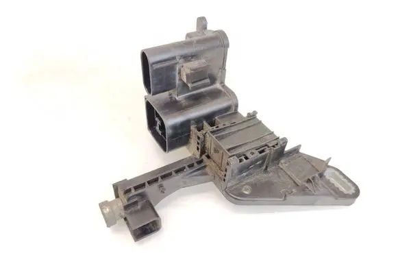 BMW 3 F30 F35 F31 Current control relay 929615101 23102013 19322000001