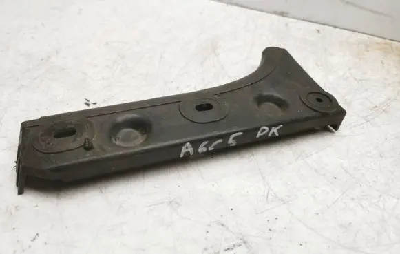 Audi A6 S6 C5 4B Front bumper mounting bracket 4b0807283b