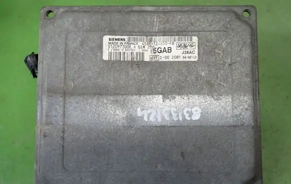 Mazda 2 Engine control unit/module ECU