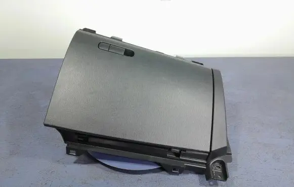 Mazda CX-5 Glove box KD45-64261