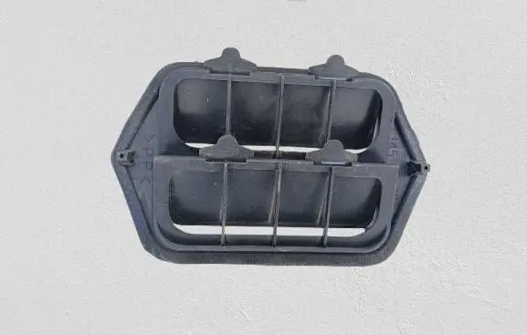 Mazda CX-3 Quarter panel pressure vent C14551921