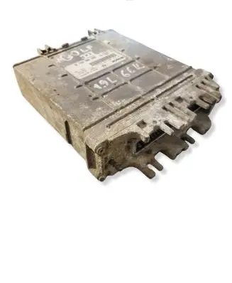 Volkswagen Golf III Engine control unit/module 0281001421 028906021BF 28SA2901