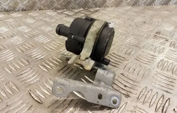 Mercedes-Benz B W246 W242 Electric auxiliary coolant/water pump A0005000686 0392023206