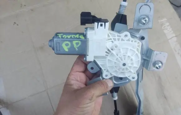 Ford Transit Courier Front door window regulator motor ET76A23200CD
