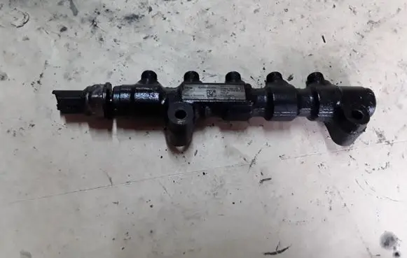 Citroen C4 Grand Picasso Fuel main line pipe 9654592680