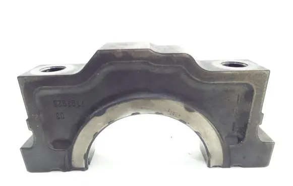 Mini Cooper Countryman R60 Crankshaft Holder 7797928