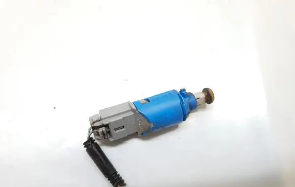 Renault Scenic II - Grand scenic II Clutch pedal sensor 8200168239-B