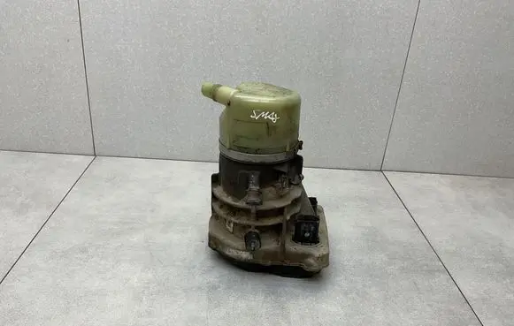 Ford S-MAX Power steering pump BG913K514