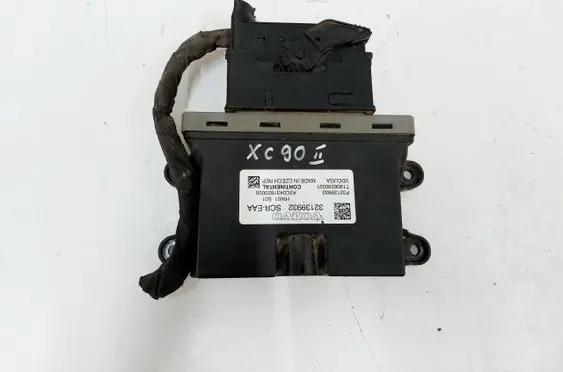 Volvo XC90 Adblue control unit 32139932