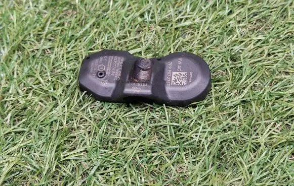 Tire pressure sensor