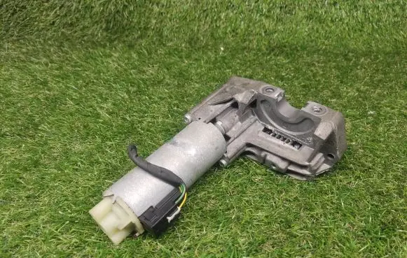 Volkswagen Phaeton Seat adjustment motor 900499101 0130002508