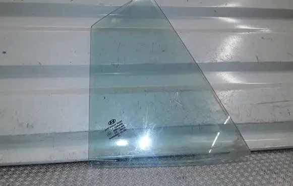Hyundai i10 Rear vent window glass 