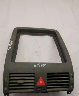 Volkswagen Touran I Dashboard center trim panel 1T0919234A 021203AATG RH49S03