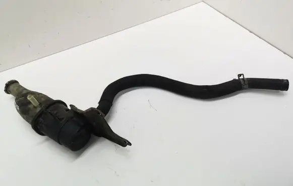Chrysler PT Cruiser Power steering fluid tank/reservoir