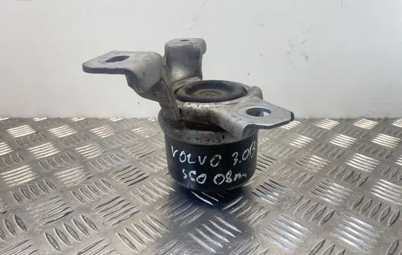 Volvo S80 Engine mount bracket 30636633