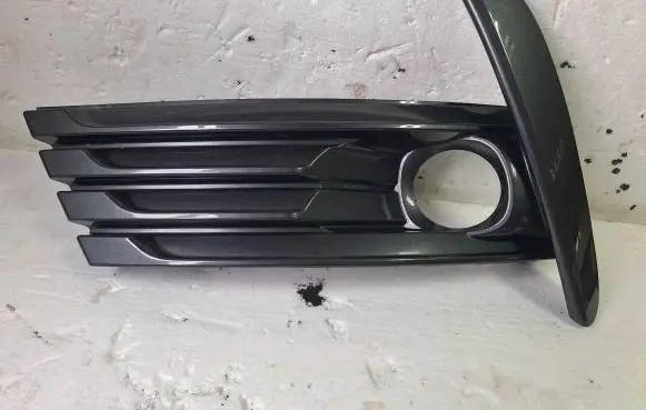 Toyota Corolla E160 E170 Front bumper lower grill 81482-02620
