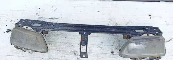 Renault Megane I Radiator support slam panel