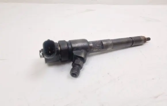 Fiat 500X Fuel injector 0445110614