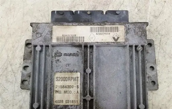 Renault Espace IV Engine control unit/module 8200323228