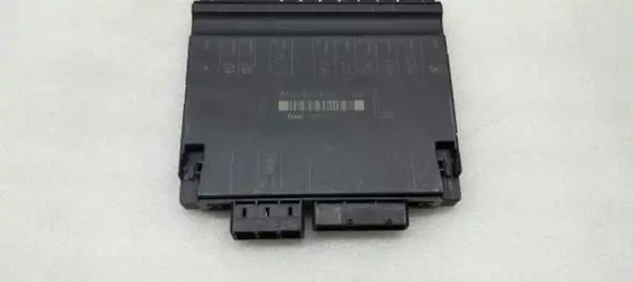 Mercedes-Benz S W220 Seat control module A2208203185