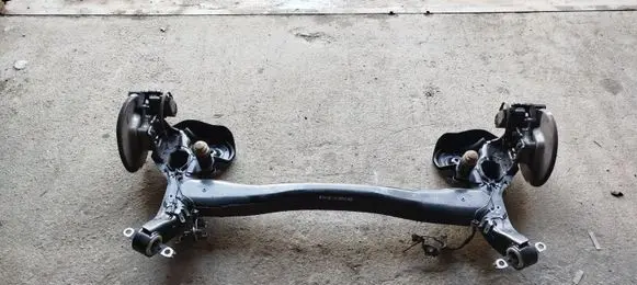 Peugeot 5008 Rear axle beam