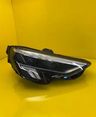 Audi A3 8Y Headlight/headlamp 8Y0941034