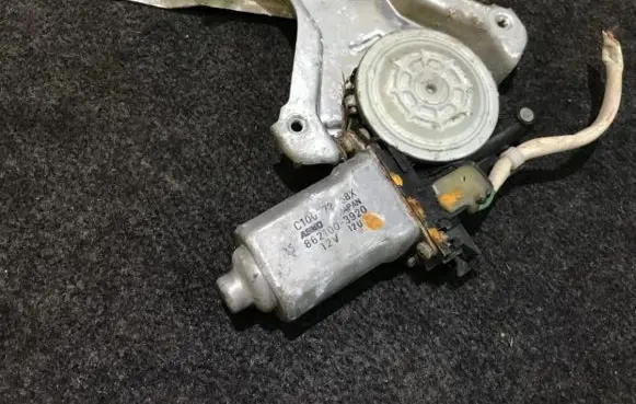 Mazda Premacy Rear door window regulator motor 8621003920 862100-3920
