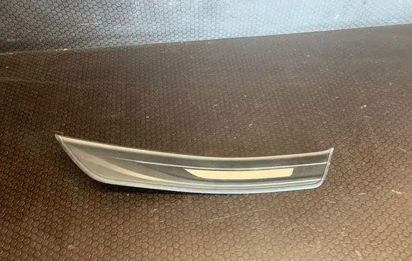 BMW 5 F10 F11 Rear sill trim cover 7203610