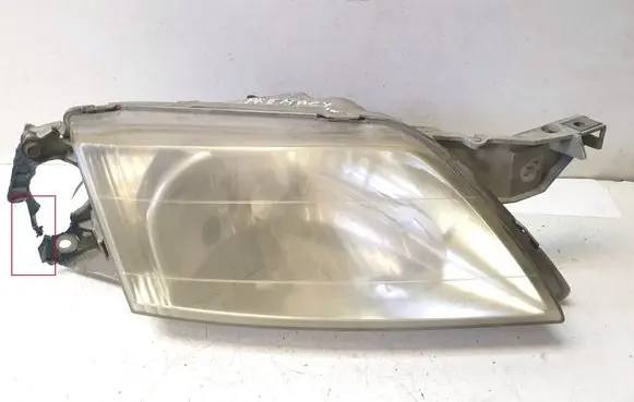 Mazda Premacy Headlight/headlamp 90733100