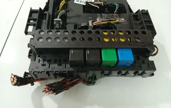 Mercedes-Benz A W169 Fuse box set A1695453032