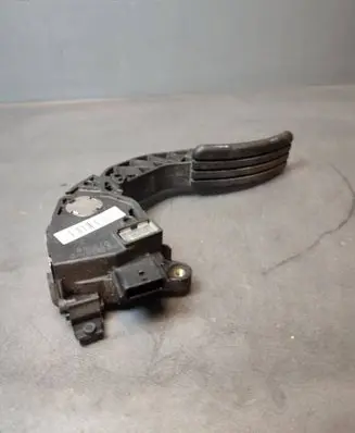 Renault Trafic II (X83) Accelerator throttle pedal 180020024R