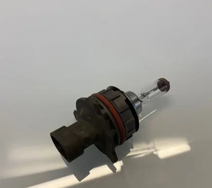 Mercedes-Benz E W211 Headlight/headlamp bulb 