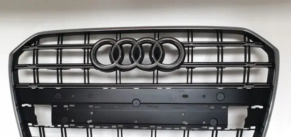 Audi A6 C7 Front bumper upper radiator grill 4G0853653T